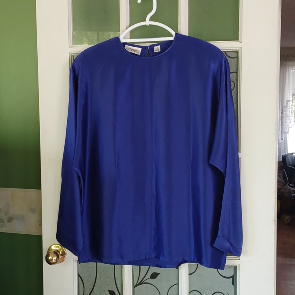 Linda Allard for Ellen Tracy 100 percent silk blouse vintage calbalt blue